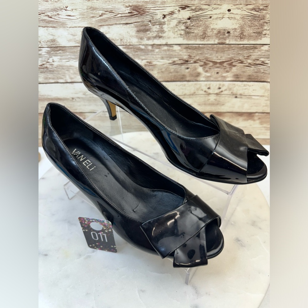 VANELi Womens Black Open Toe Slip Bow On  2” Heel Size 6.5 # 011